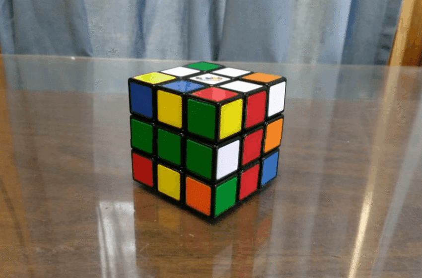  Is it possible to know how to solve the Rubik’s cube without help?